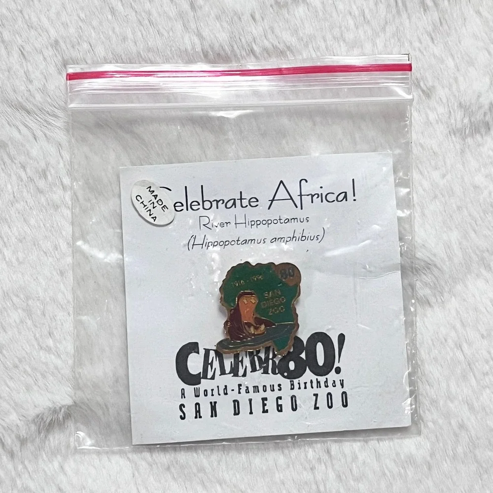 🔮 5/$25 Vintage San Diego Zoo‎ 80th Anniversary Hippopotamus Pin